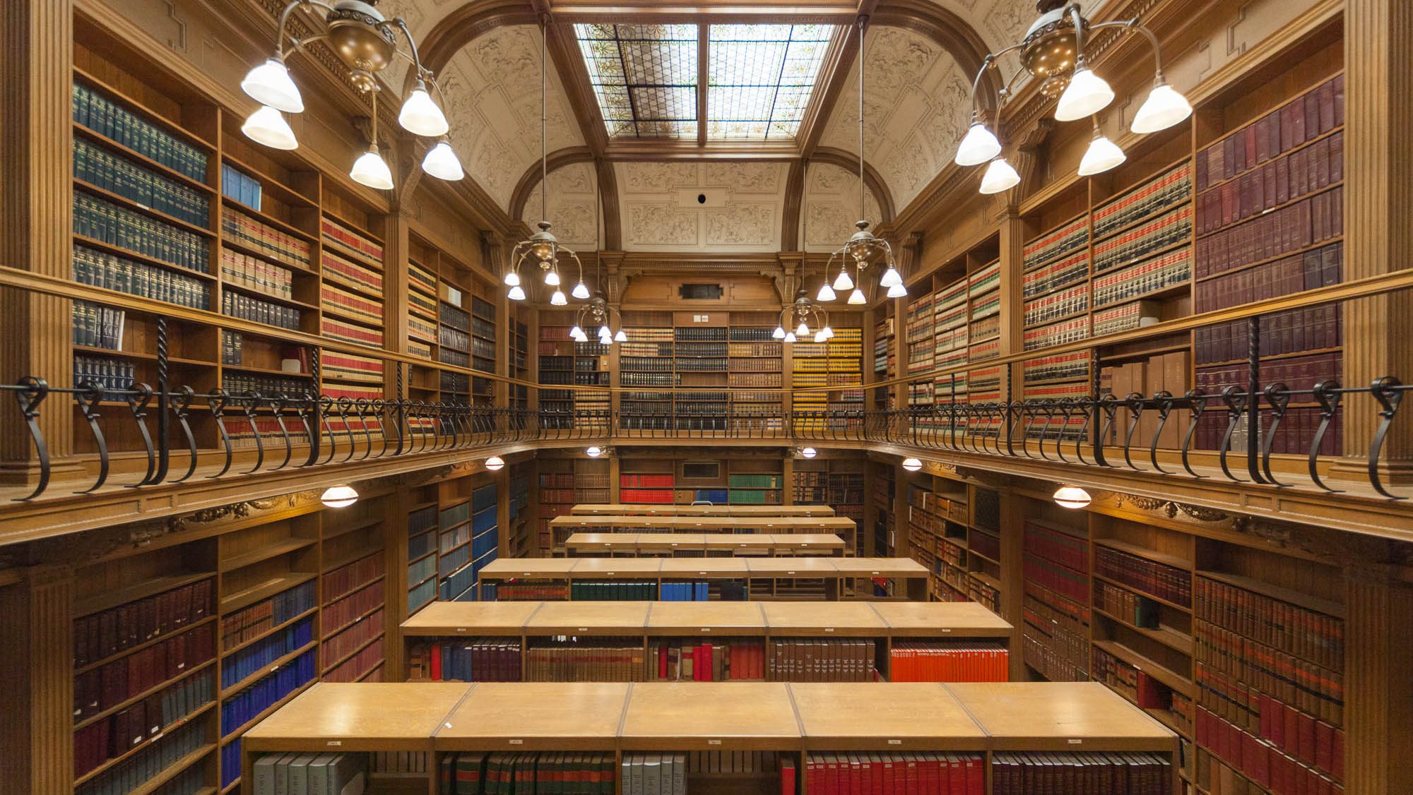 Osgoode Hall Great Library | Toronto, Canada
Swiss librarian and photographer Thomas Guignard captures the beauty, symmetry and intricate designs of libraries across the world